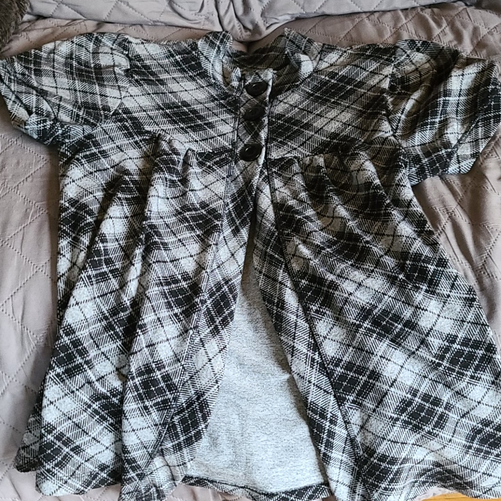 High neck short sleeve button cardigan